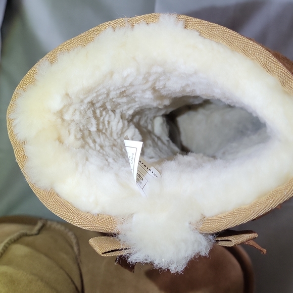 Koolaburra by UGG Suede Bow Boots WO's Size 5 - Picture 7 of 9